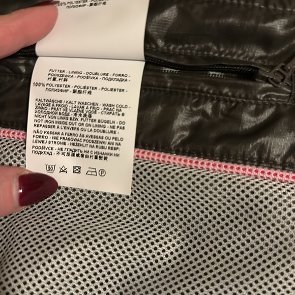 Brax Golf Vest Sleeveless  Windbraker Military Green New - Picture 5 of 7